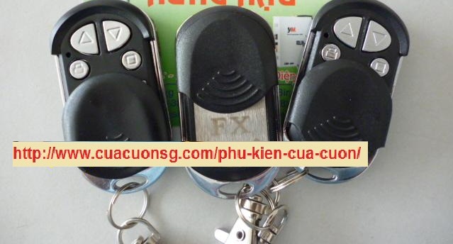 Kích cỡ lớn của remote cửa cuốn khiến người dùng khó chịu