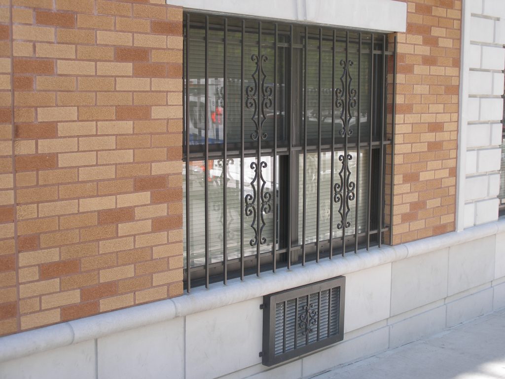 khung cửa sổ sắt sơn tĩnh điện